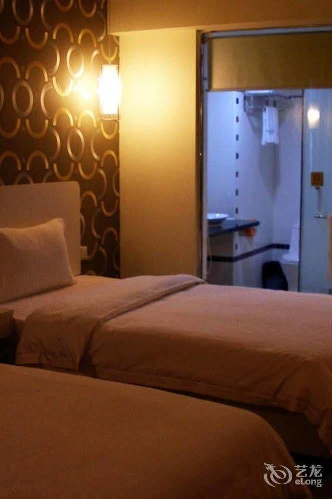 Yilan Hotel Shenzhen Investment Management Co. Ltd エクステリア 写真