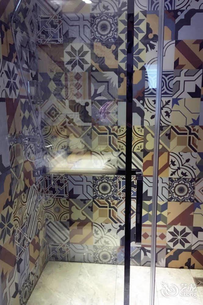 Yilan Hotel Shenzhen Investment Management Co. Ltd エクステリア 写真