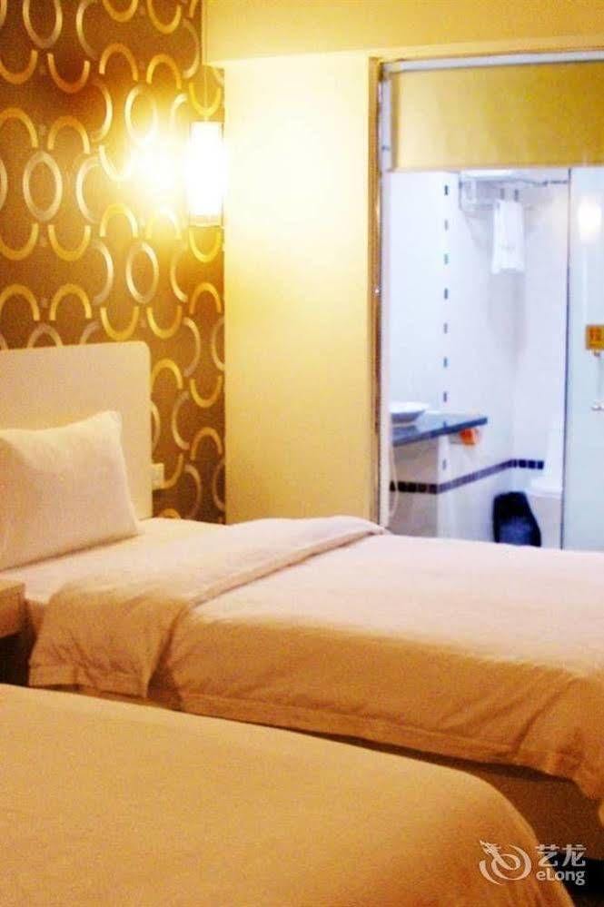 Yilan Hotel Shenzhen Investment Management Co. Ltd エクステリア 写真